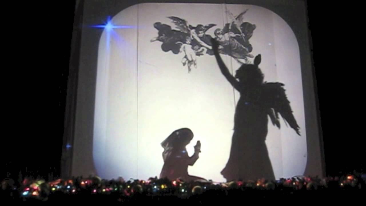 Christmas shadow performance