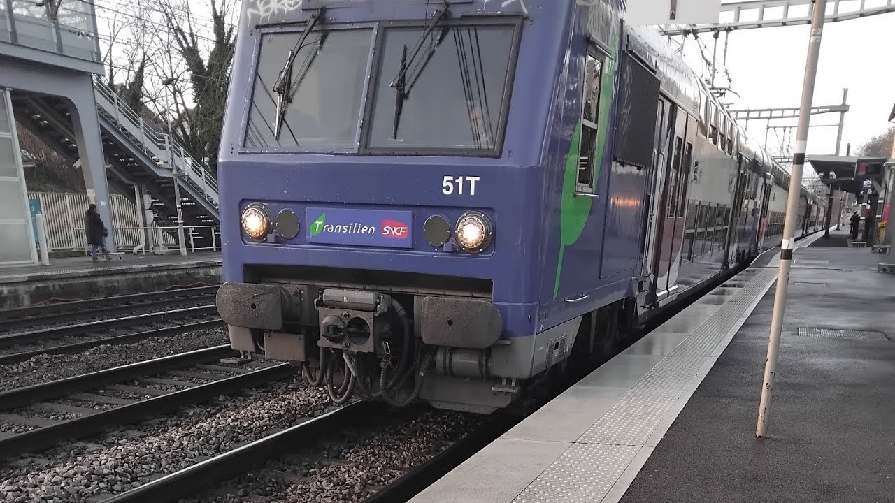 Trajet dans la z5600 transilienn 51T de Brétigny à Saint-Michel sur Orge