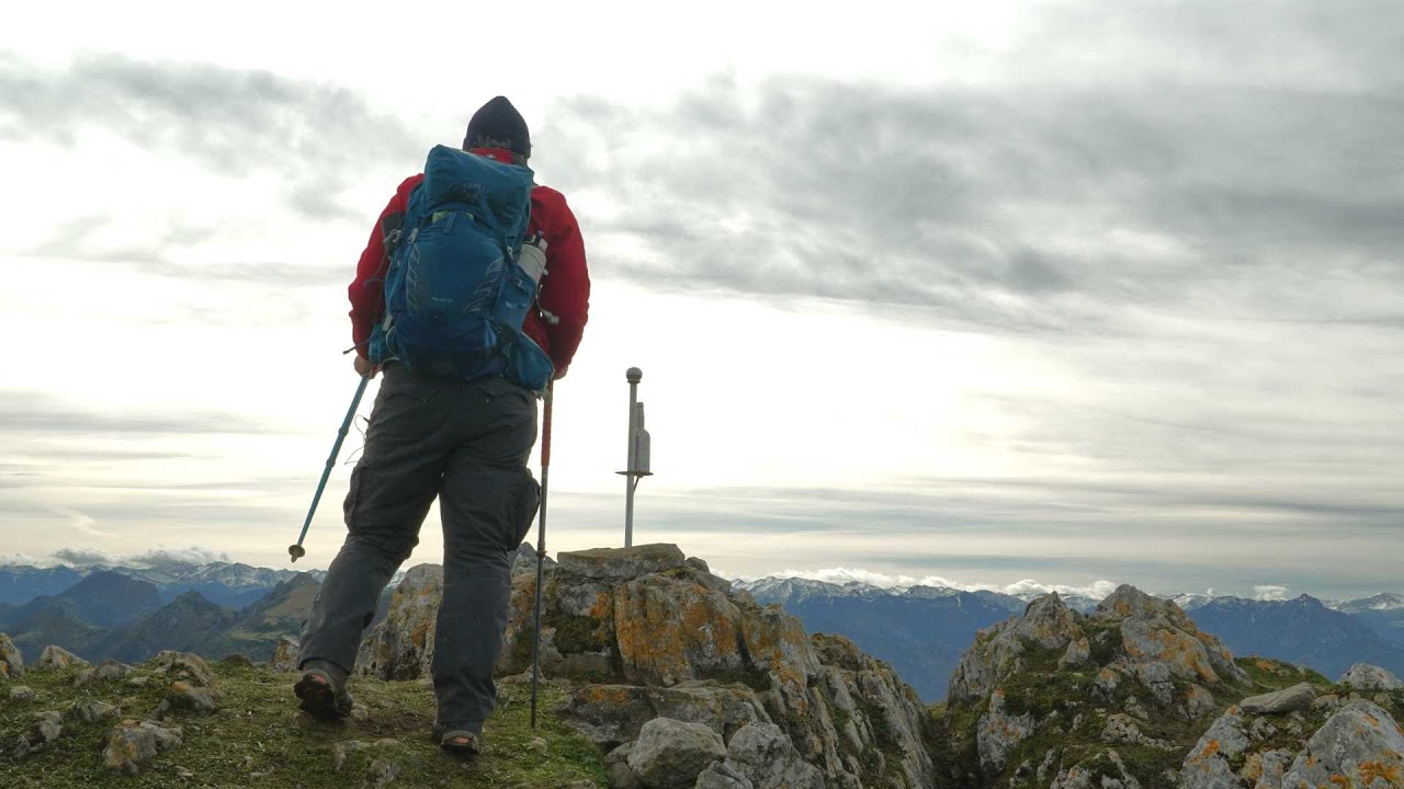 (4K) Subida a Peña Mayor (techo de Bimenes), Bimenes, Asturias  | Techos de Asturias #senderismo