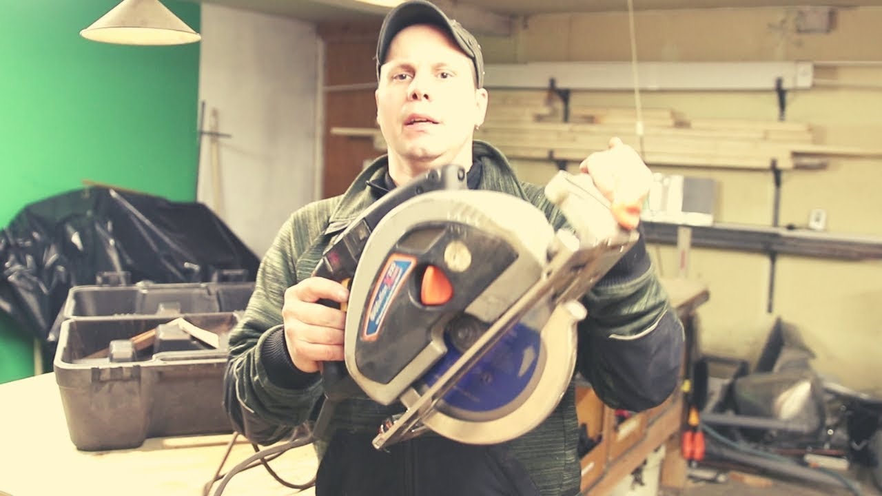 Svarar p&aring; fr&aring;gor, (sn&ouml;blad)