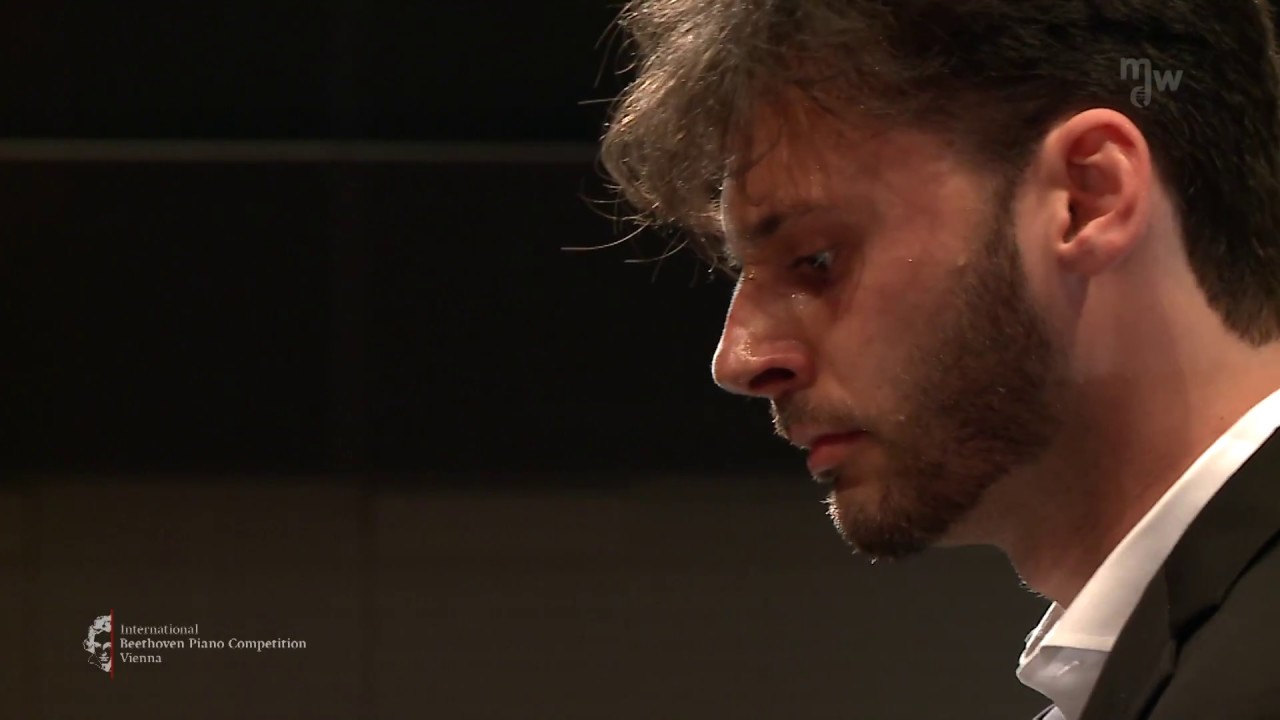 Beethoven - 7 Bagatelles, Op. 33 (Ben Cruchley, piano)