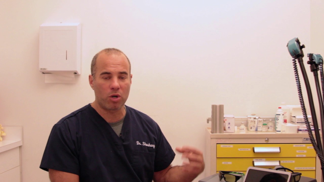 What is the Difference Between Hot and Cold Laser Therapy