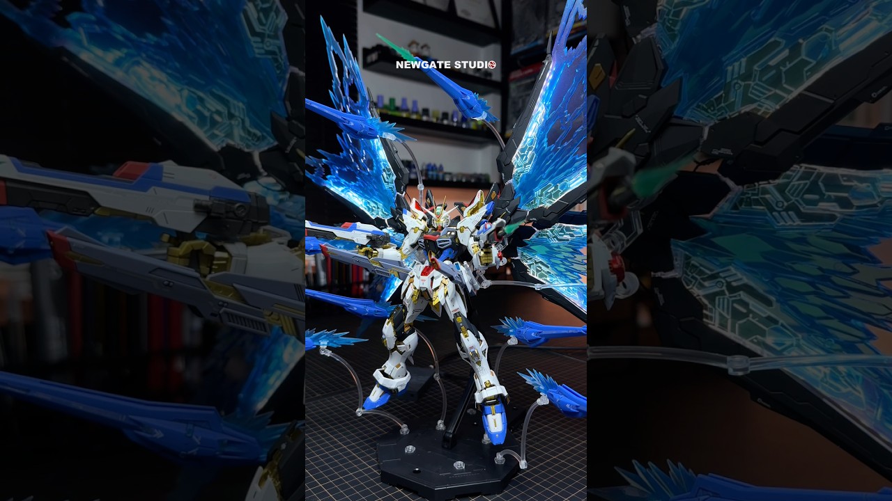 MGEX Strike Freedom + Kosmos LED