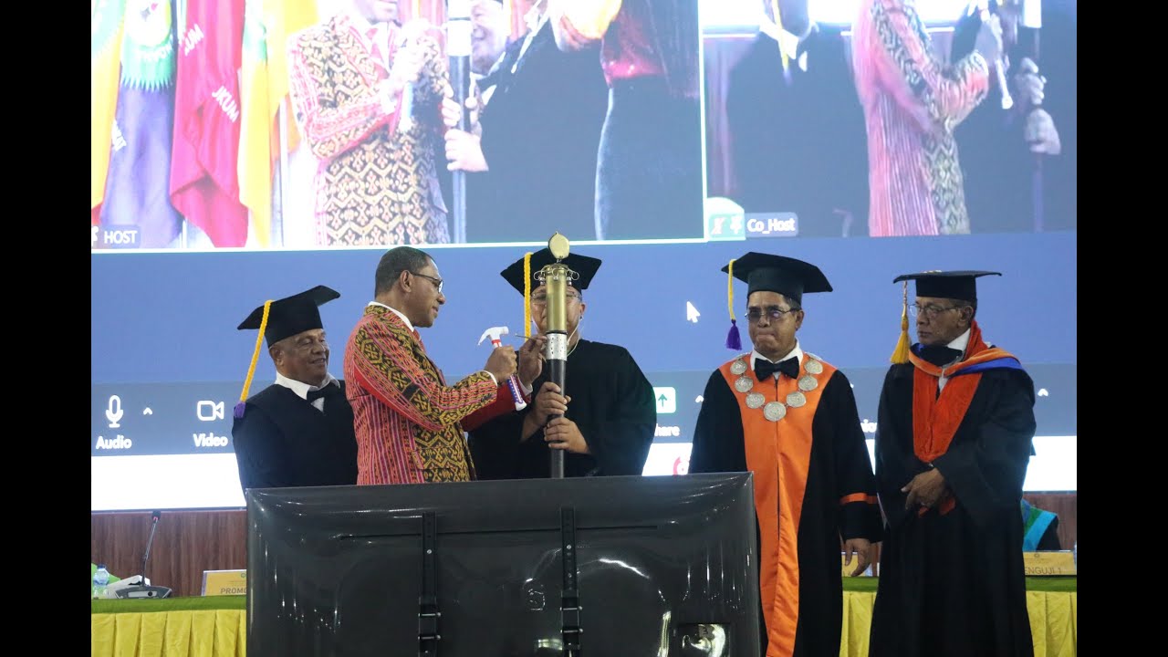 Sidang Promosi Doktor Ilmu Adminsitrasi Publik Wakil Gubernur NTT Johni Asadoma