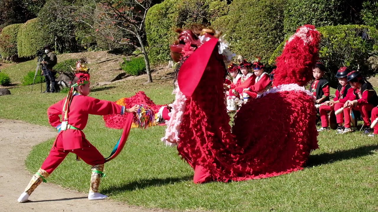 【令和2年11月15日】松濱軒での獅子舞の演舞