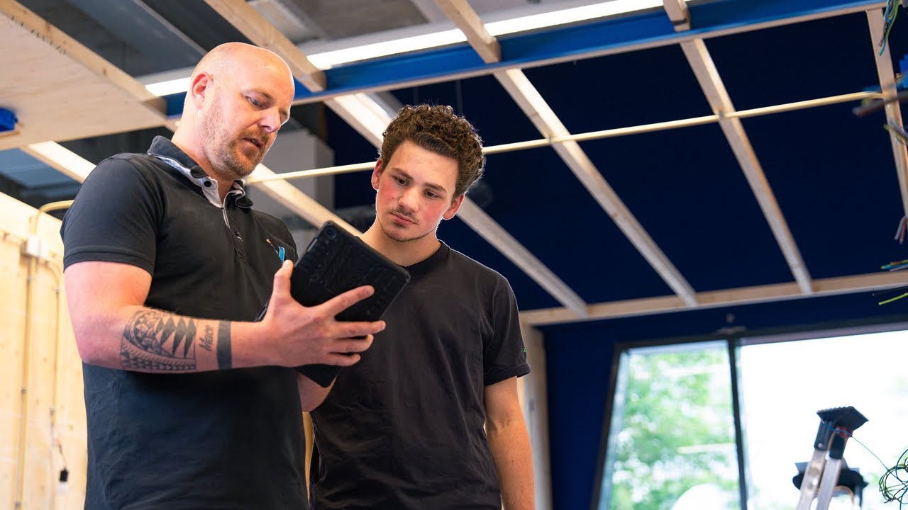 Zo ziet een leerwerktraject (BBL) er bij Kropman uit! | Verbinding door techniek