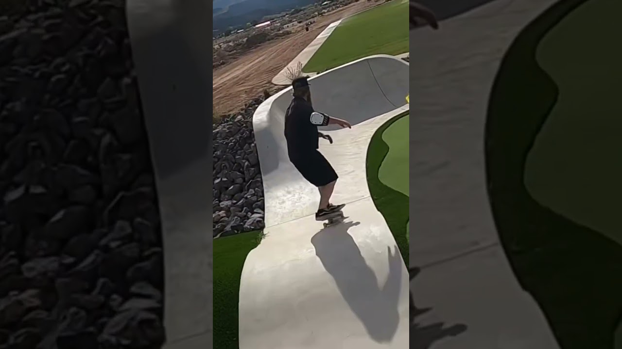 Private backyard pump track