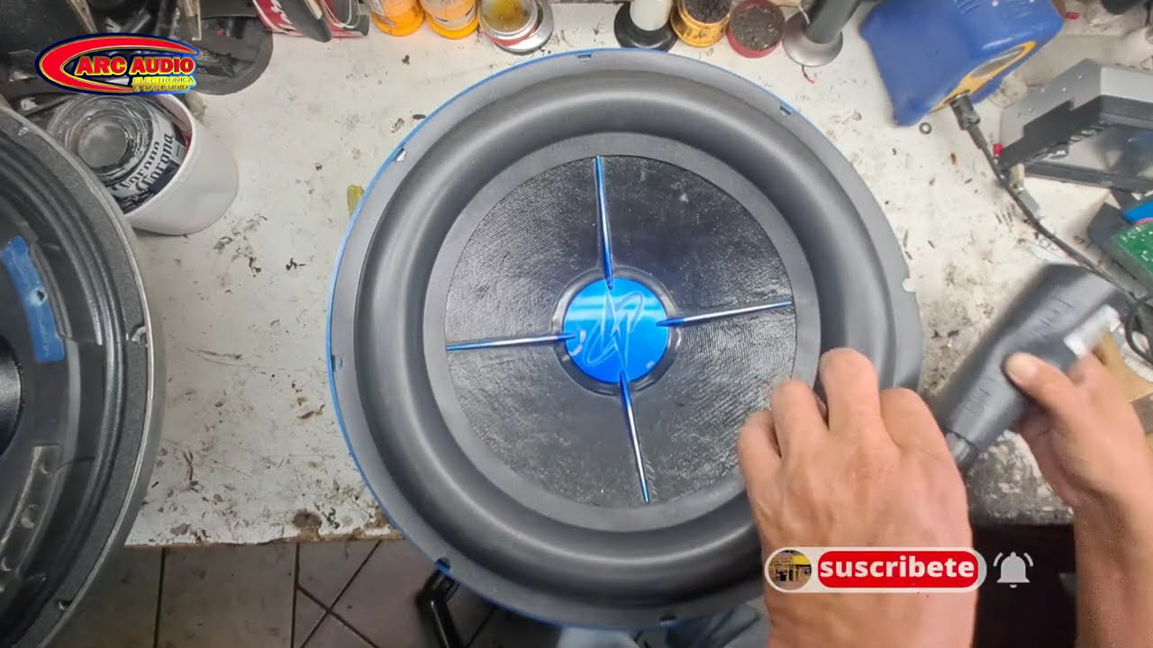 ASI LE CAMBIAMOS LA SUSPENSION A UN BAJO DE 12 PULGADAS POWER ACOUSTIK