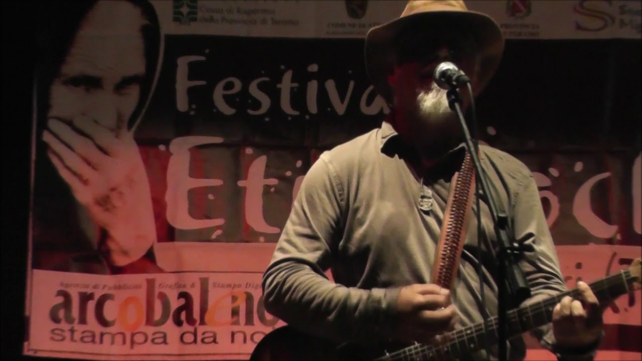 PIERO MARRAS in concerto. Atri (Te) 5 Agosto 2014