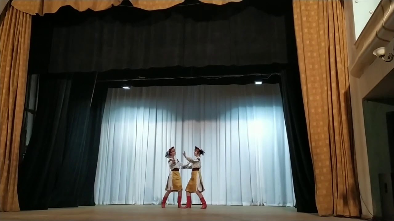 танець 