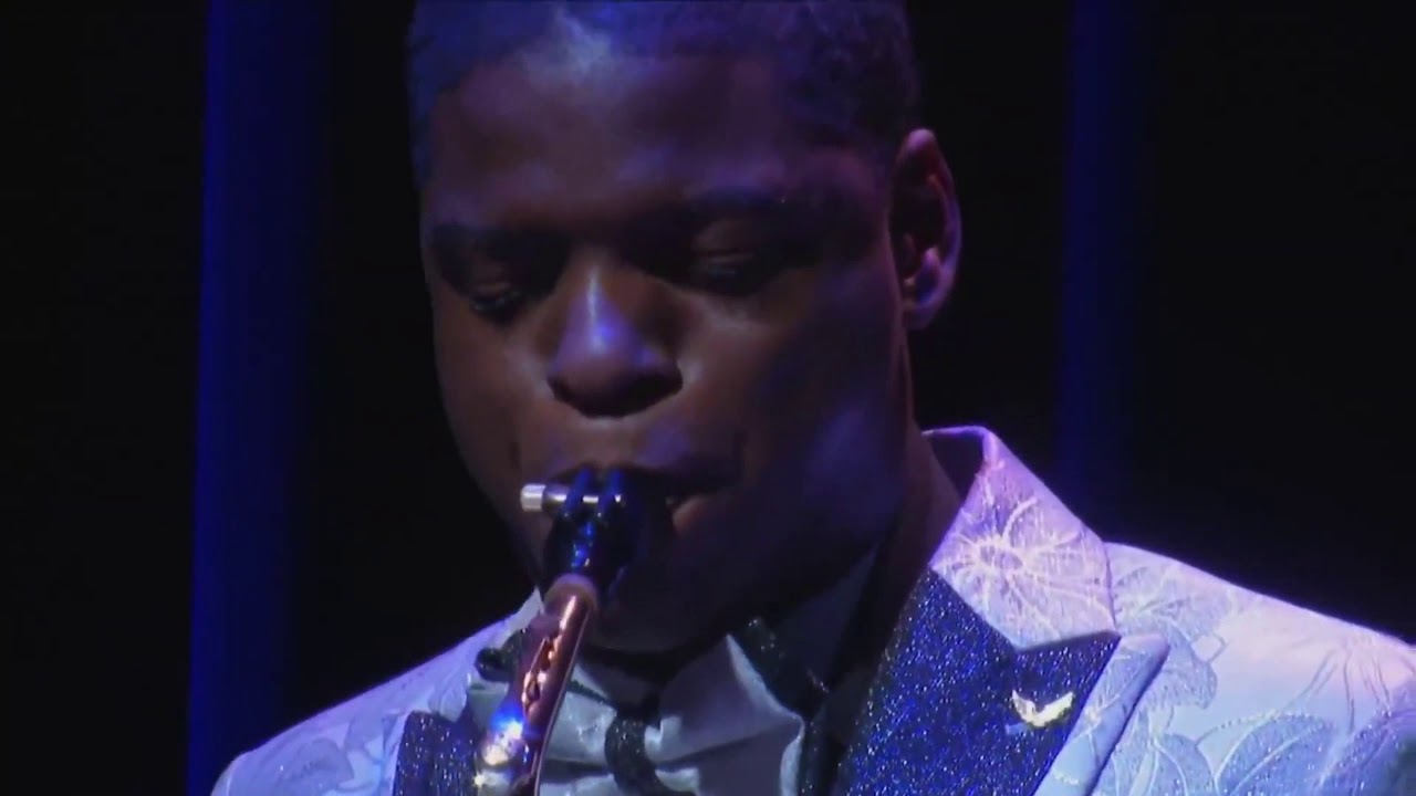 Avery Dixon on Sax - John Legend - Ordinary People - Cover