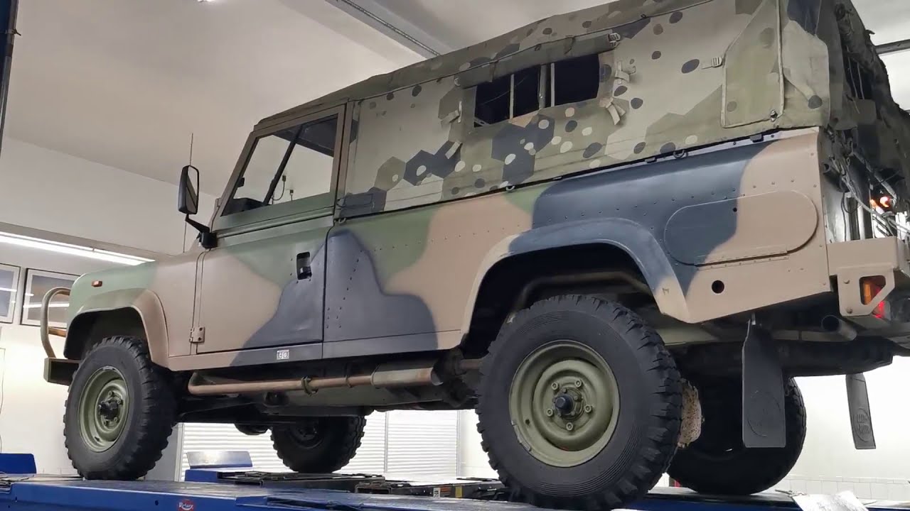 1989 Land Rover Defender Perentie 110 4x4 Chassis Inspection