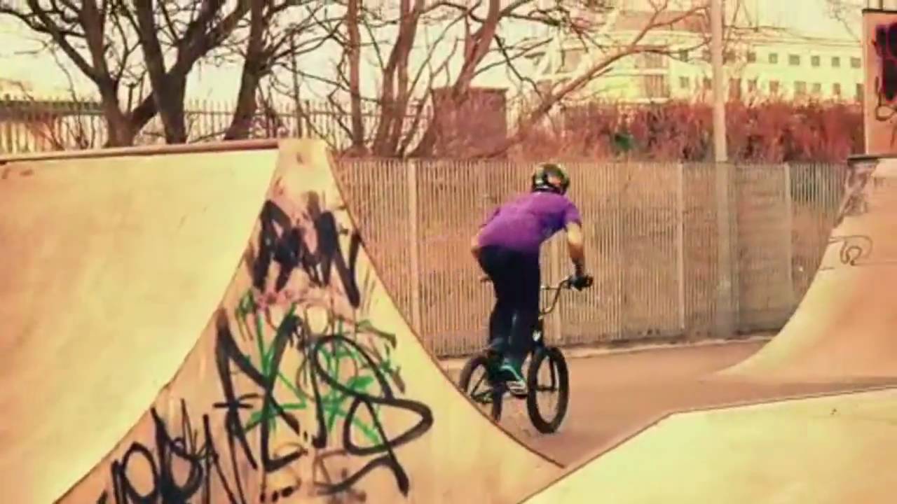 Voo - 'Schnick Schnack Schnuck' Nike Partners In Crime Ad.