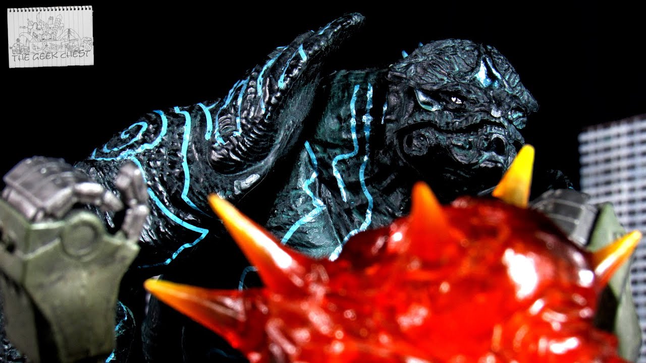 Обзор фигурки кайдзю Pacific Rim Leatherback от NECA