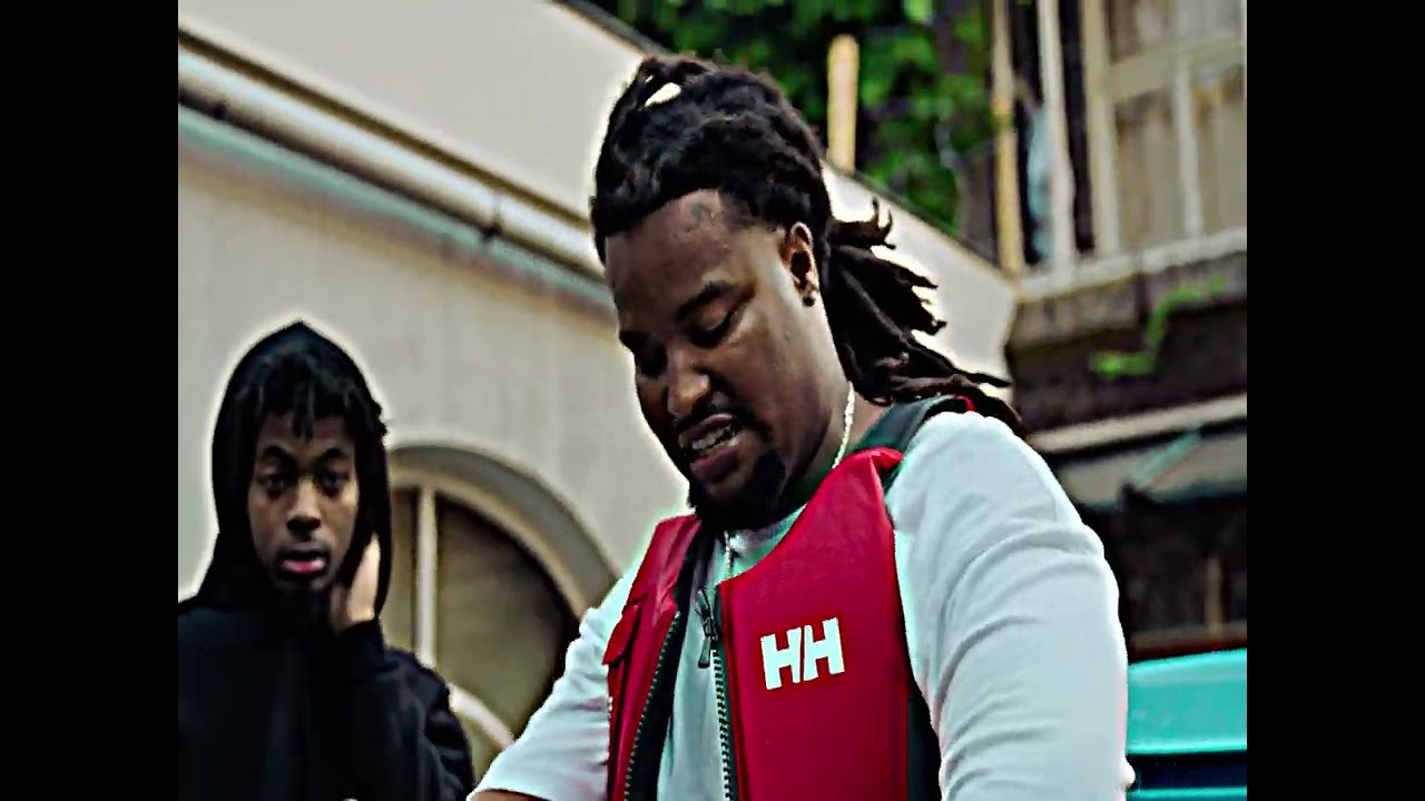 TRAPMONEYBIGGIE - Crank Dat [PROD BleedyAk] (Dir. Feeble)