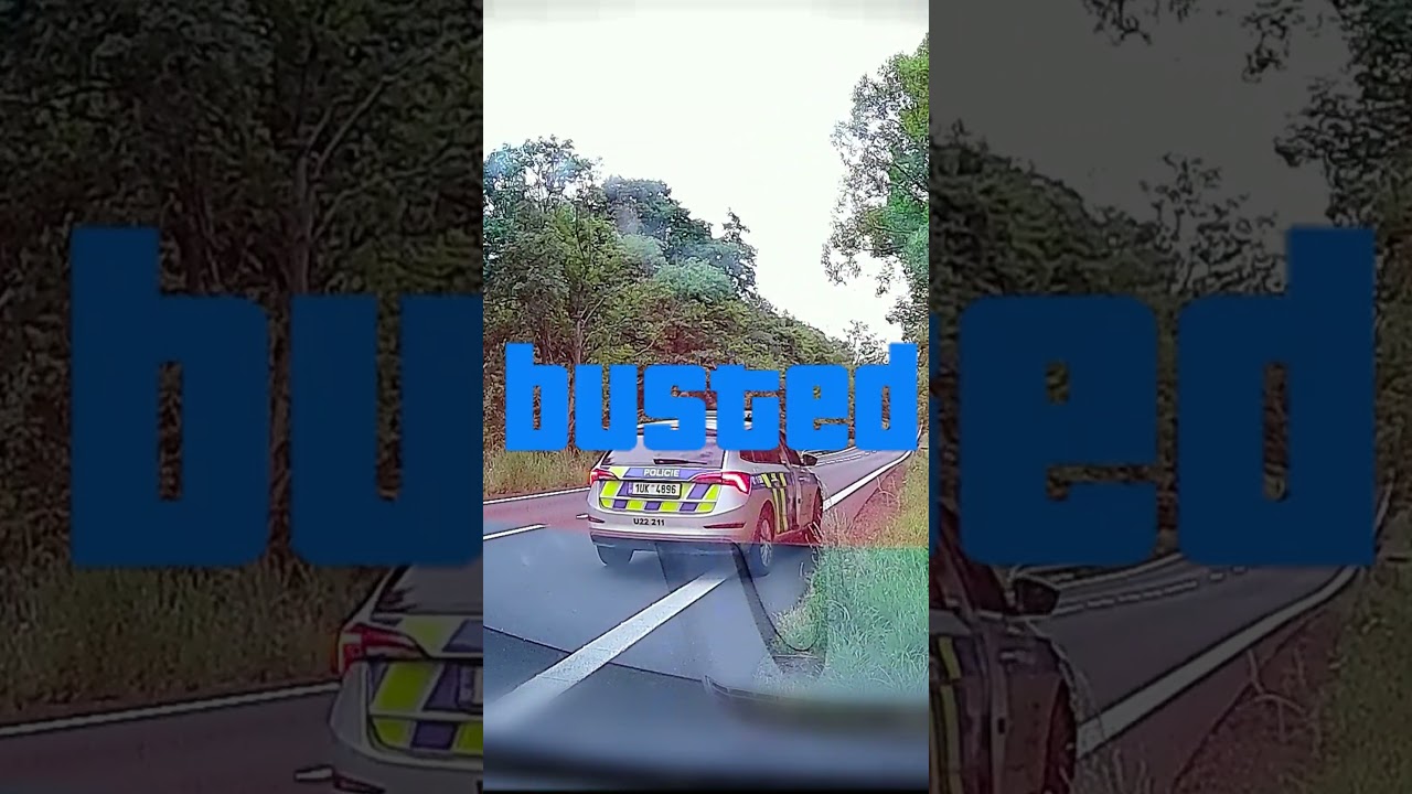Velk&aacute; chyba fanou&scaron;ka #dashcam #decinskaplavebni #kompilace