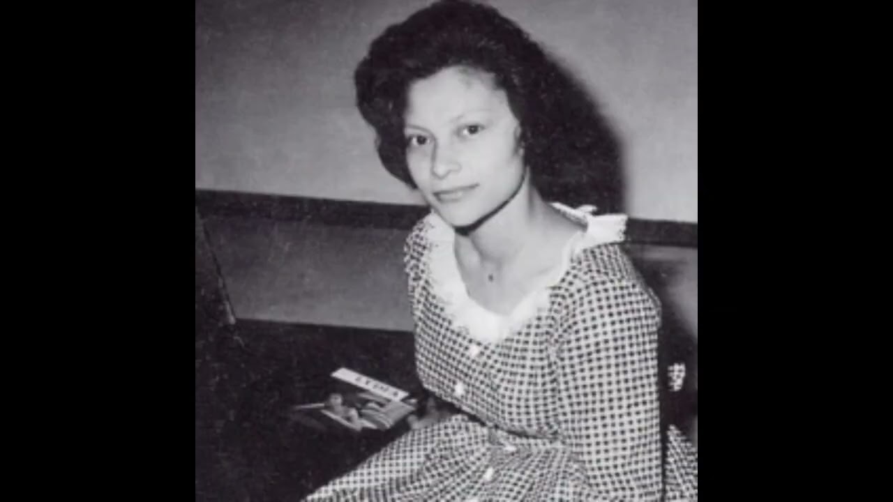 Lydia & her Melody Strings - Let me go lover (1959)