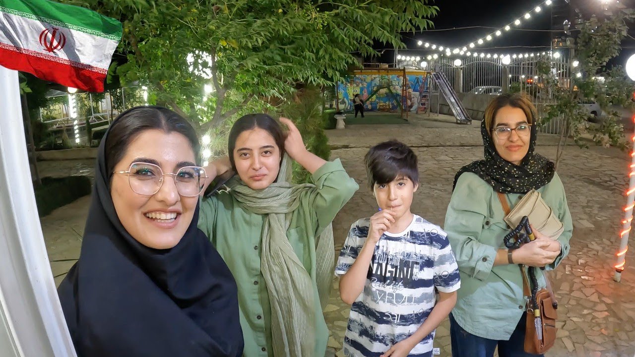 Türkçe Konuşan İranlı Kıza Misafir Olduk!🇮🇷
