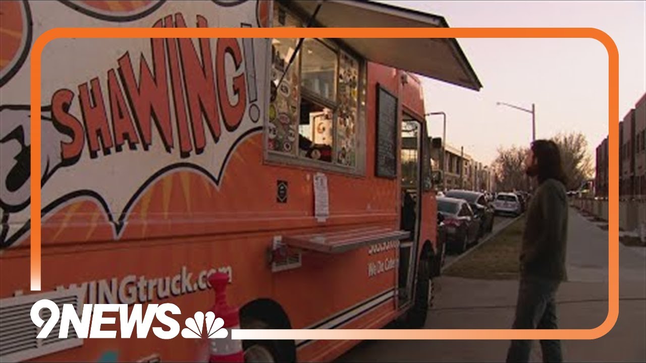 Bills fan serves up 'real Buffalo wings' in Denver, embraces friendly NFL rivalry