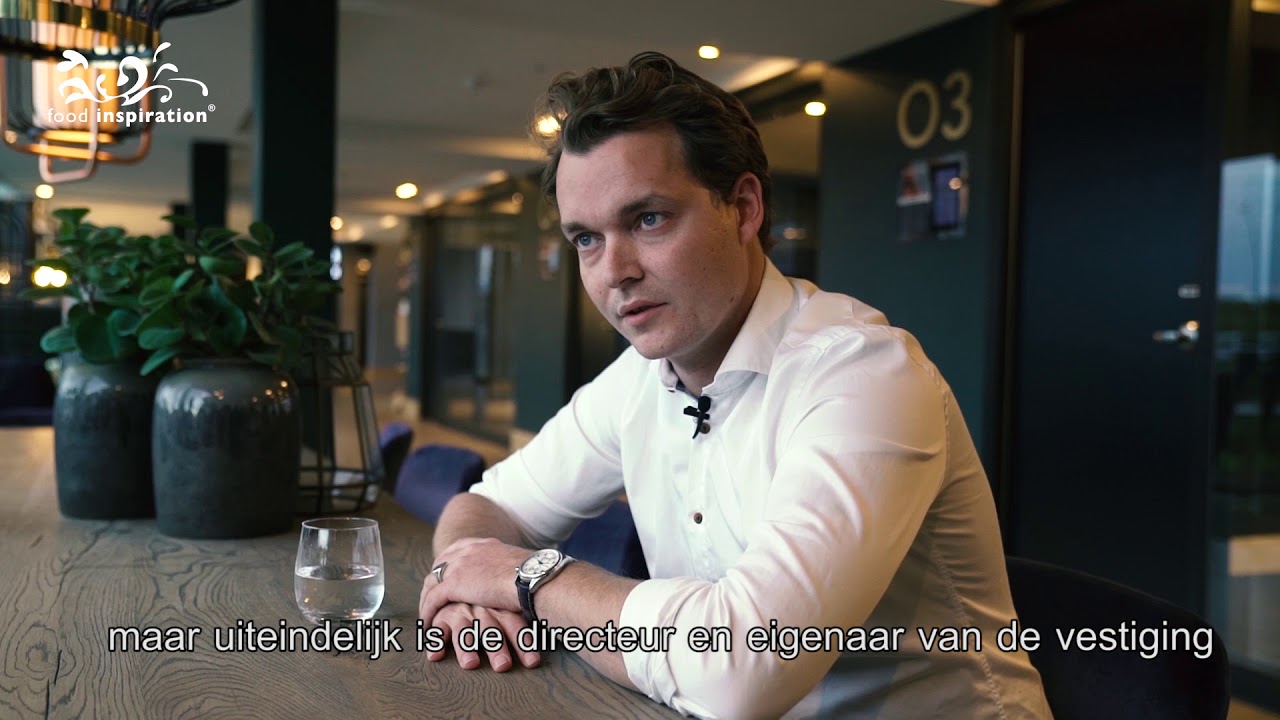 Oortjes open, oogjes open, en je handjes laten wapperen