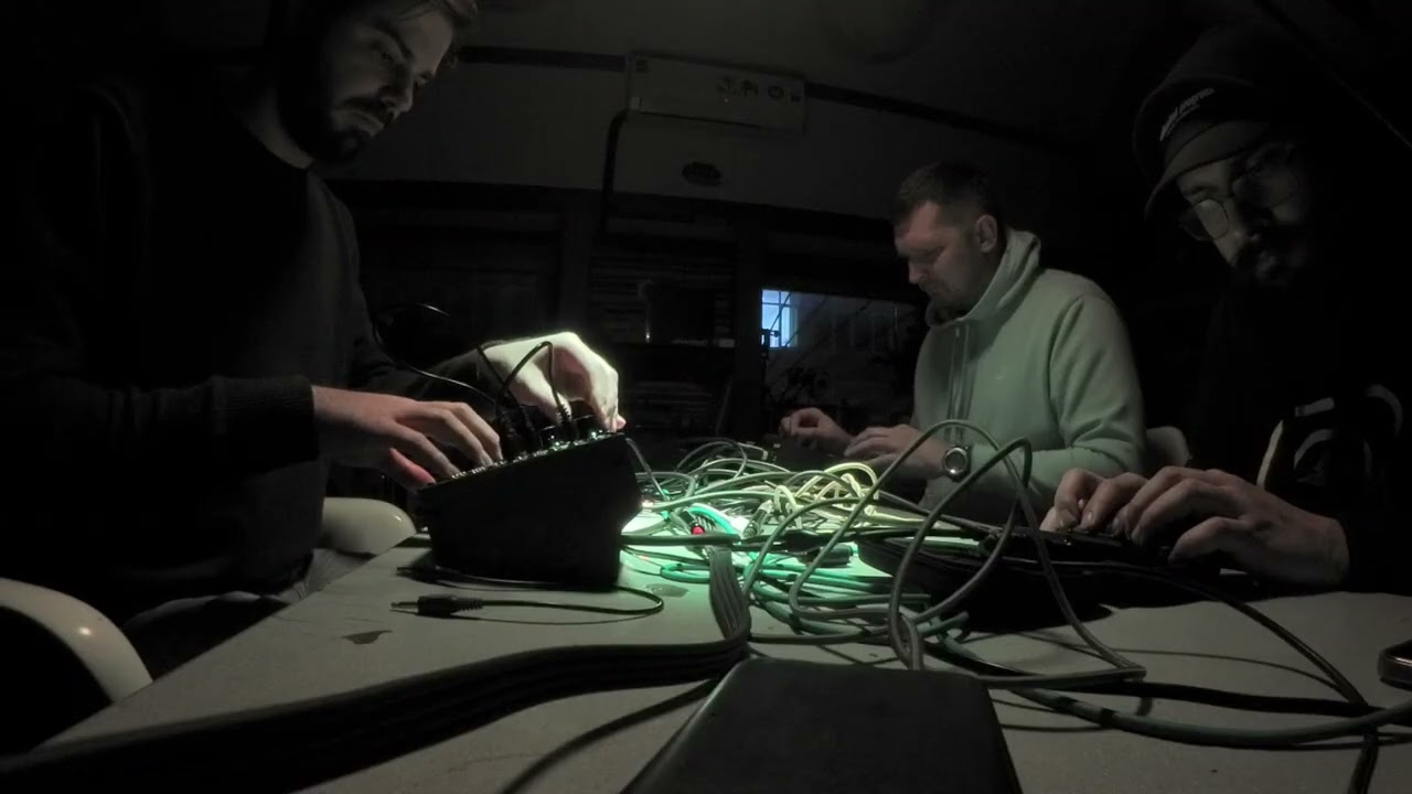 4VCO the Band - jam session 1 #moog #syntakt #dirtywave