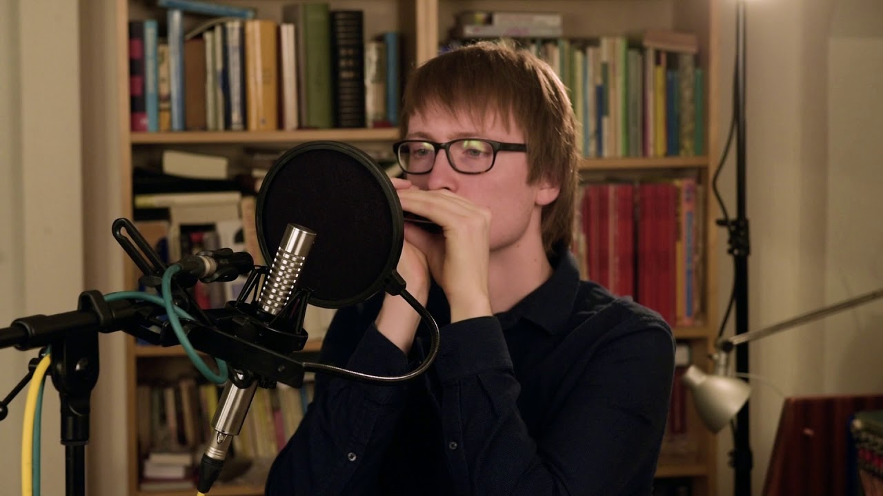 Ribbon vs Condenser Microphone Part 1: Mono