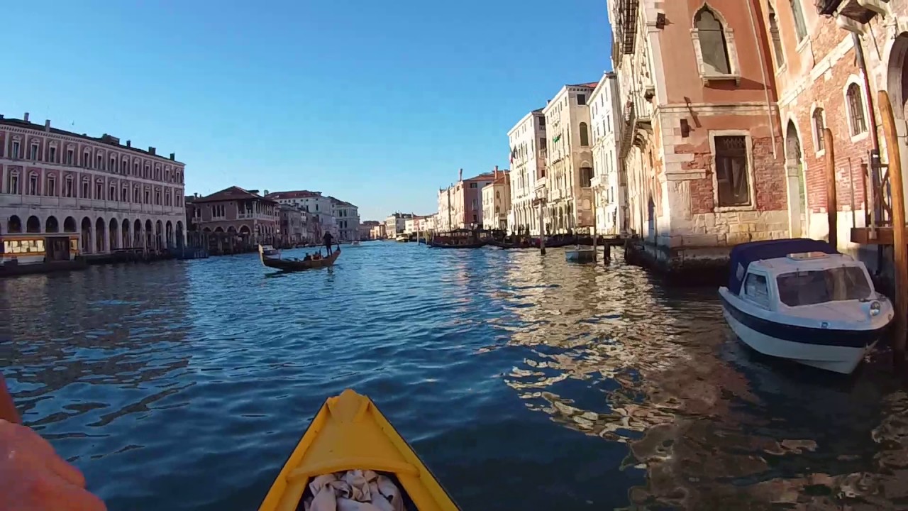 Rowing in Venice [relaxing video for sleep]