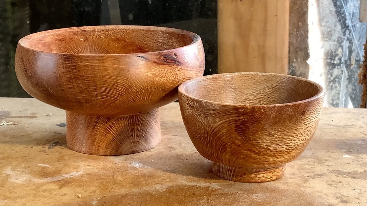 Richard Raffan finds two defect-free banksia bowls in split firewood