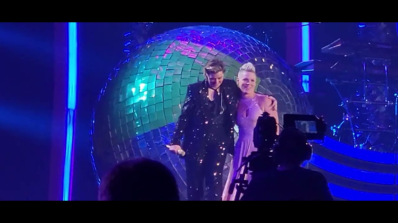 P!NK ft Brandi Carlile - Chase Field Phoenix - 10/9/23