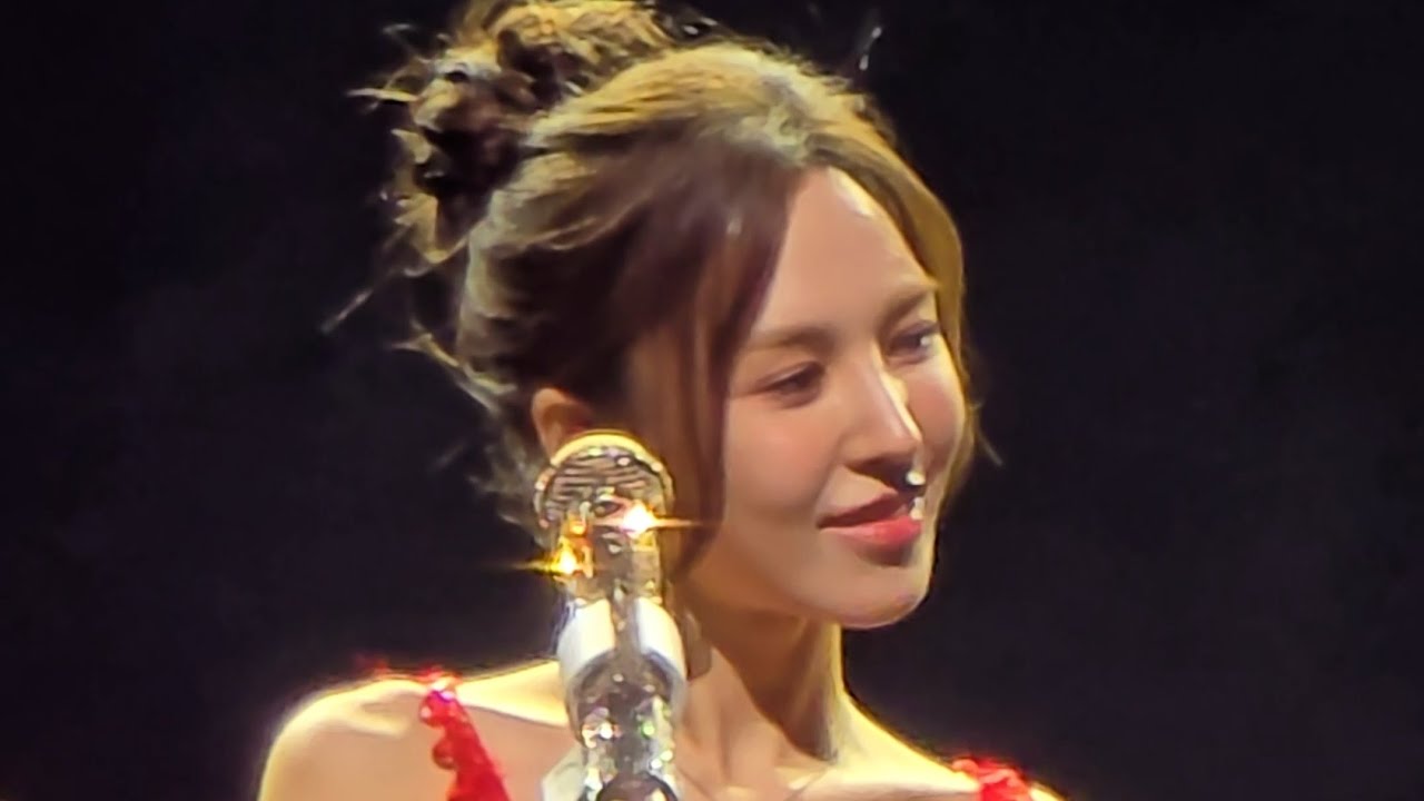 [FANCAM] Wendy - Best Ever @ W:EALIVE in Manila