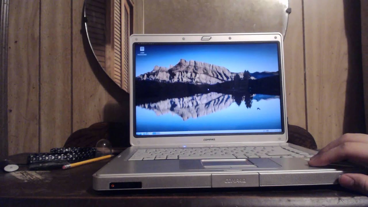 Overview: Compaq Presario V5000 Laptop