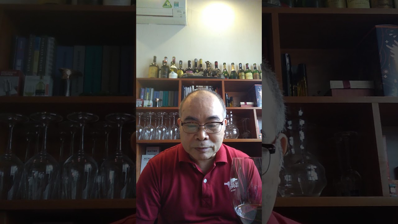 Thử nếm v&agrave; đ&aacute;nh gi&aacute; về chai Chateau Maison Blanche Medoc Cru Bourgeois 2013