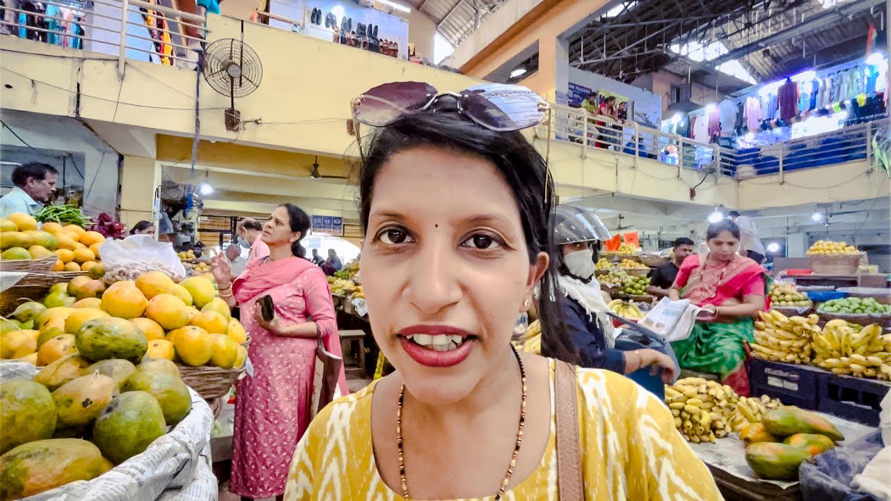 Panjim Market Shopping Vlog | Mango Price Rs.1200/- Dozen🙃 | Goan Couple