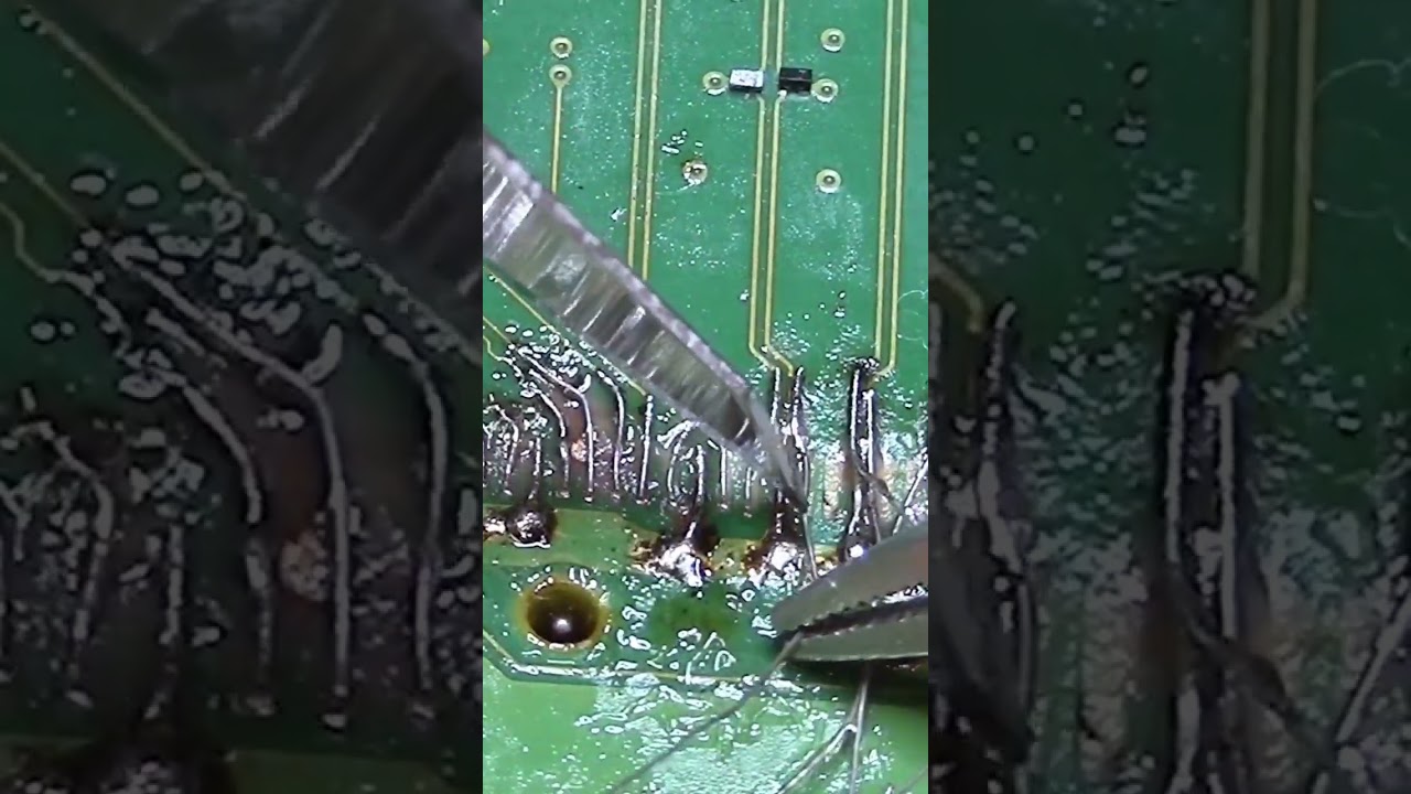 extreme HDMI port repair for this Xbox series s! #xboxseriess #broken #electronicsrepair #solderking