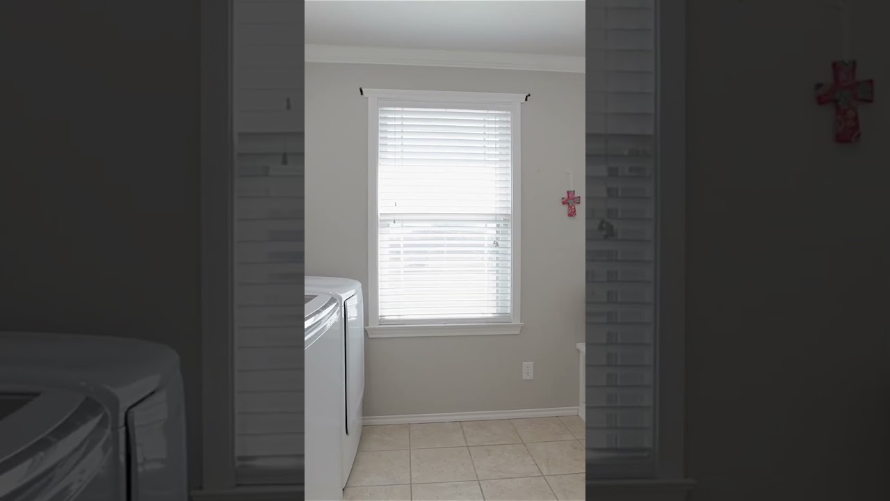 More From This 3 Bedroom Home in Wall, Texas 