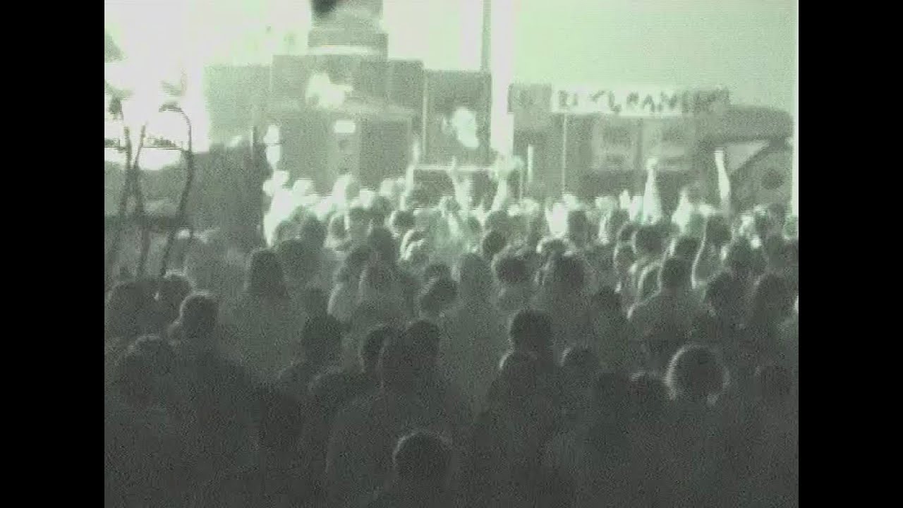Rave Kernel Panik - Metek - Teknomobilsquad (Halloween party 01-11-2003)