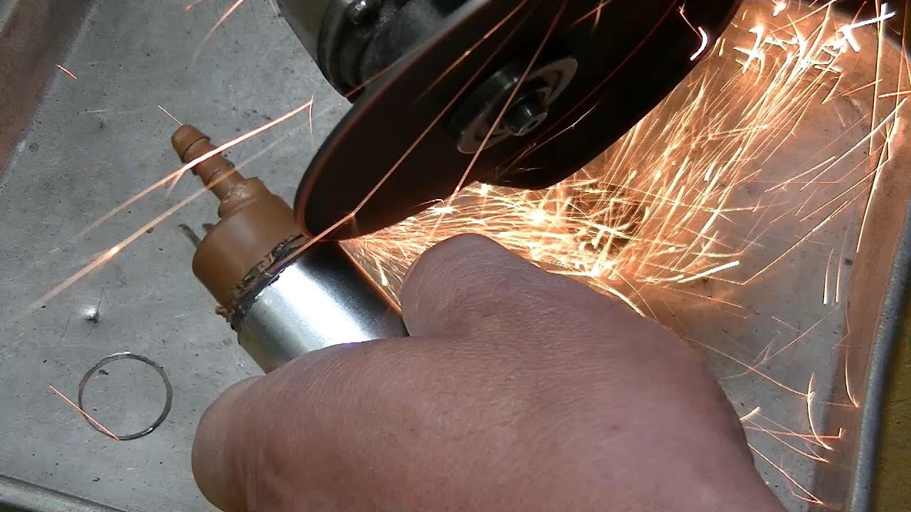 バイクのインジェクション車の燃料ポンプを分解してみる　フューエルポンプのモーターの構造