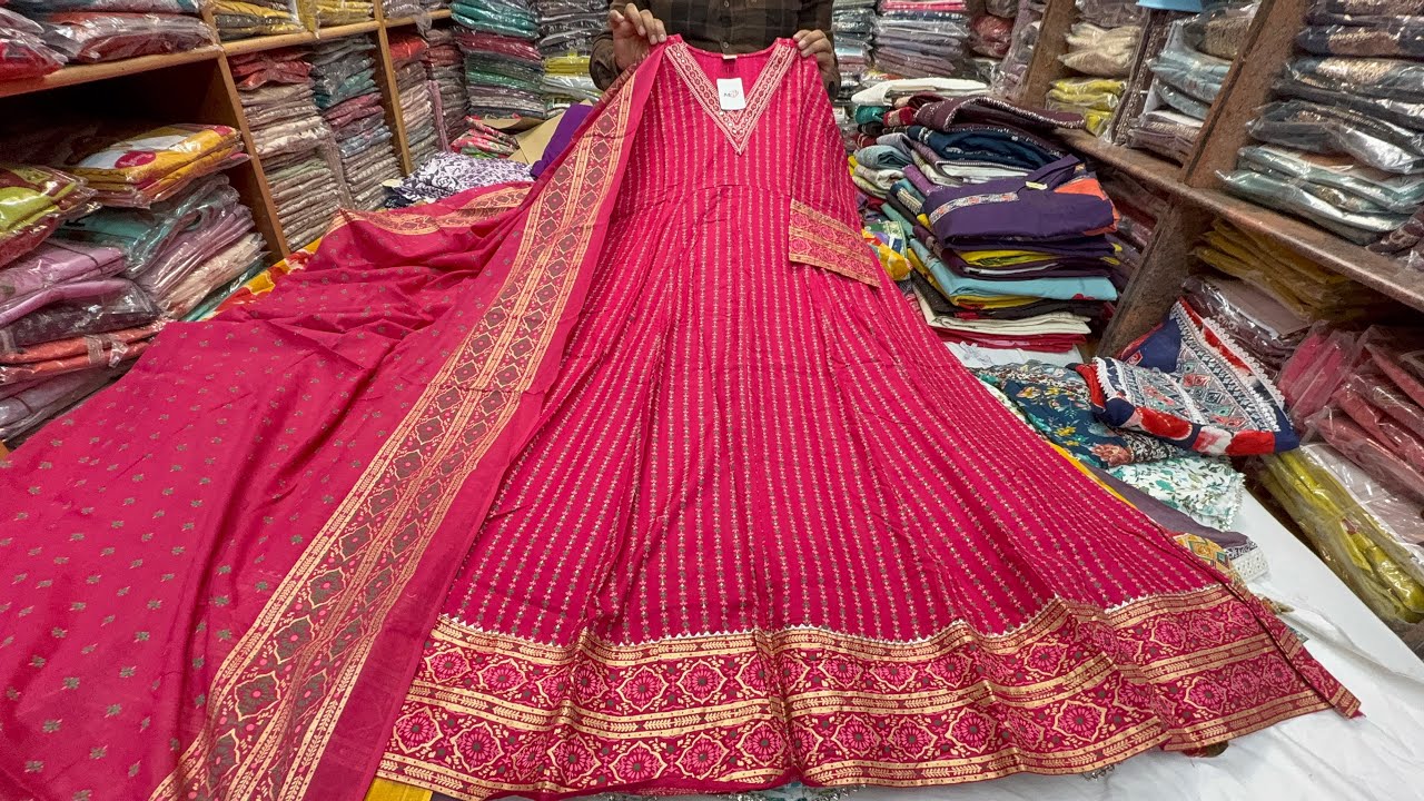 Chickpet Wholesale Latest Kurtis, Umbrella Kurtis, Kurti sets & Gowns. Single piece courier avail.