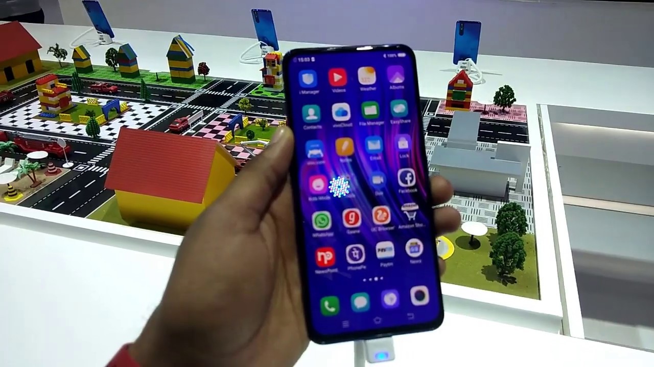 Vivo 32MP selfie pop up camera with 3 rear camera?