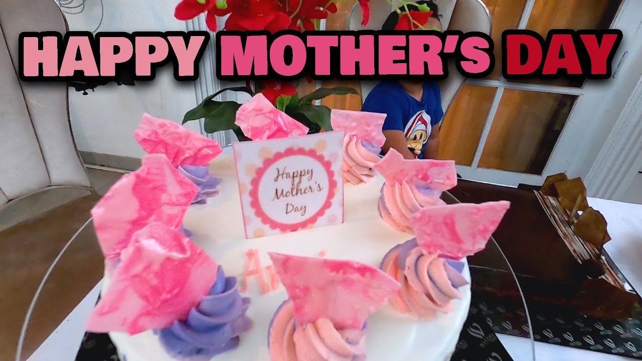 Surprise Mother’s Day celebration prepared by mommy and the kids!