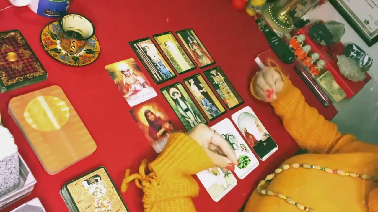 Tarot-İş Eğitim Kariyer Para Beni Neler Bekliyor? Olası Gelecek? TAROT Açılımı #kadınaŞiddeteHayır !