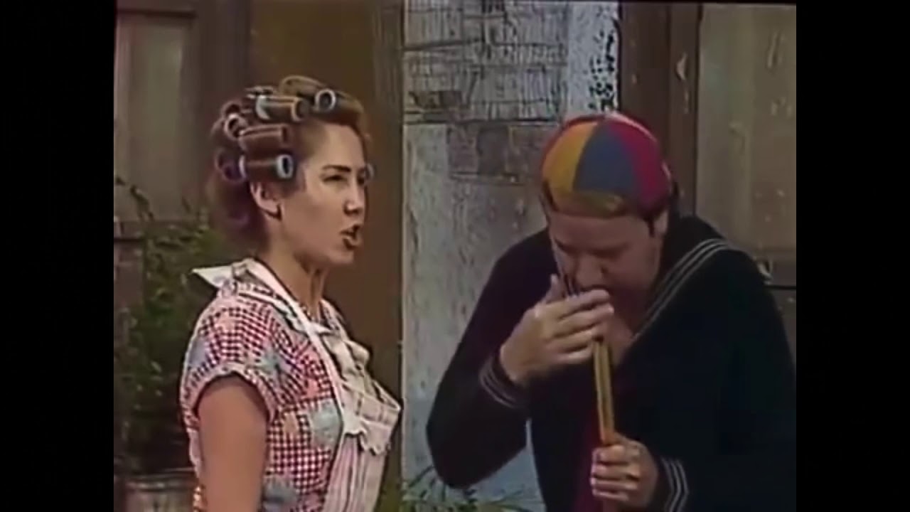 Doña florinda le da de cachetadas al profesor jirafales