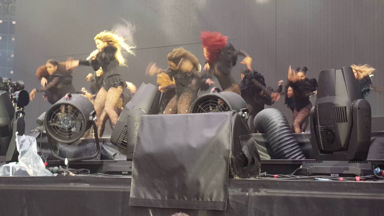 Beyoncé - Bow Down/Run The World - The Formation World Tour - Stade de France