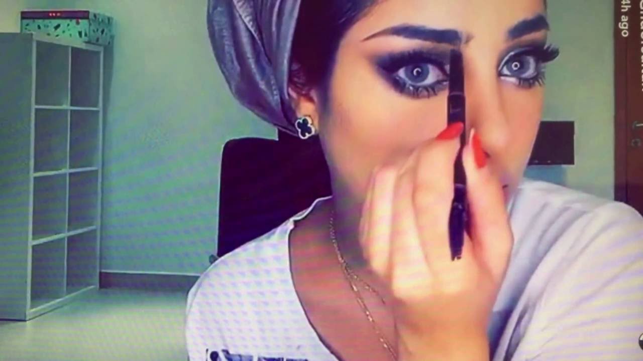 مكياج ثقيل لتكبير العين لخبيره التجميل الكويتيه غدير سلطان