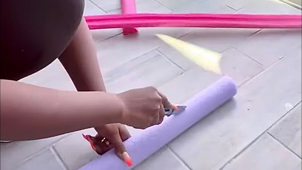DOLLAR TREE pool noodle mirror IDEA! NEW DOLLAR TREE Meets WALMART POOL NOODLE Hack!