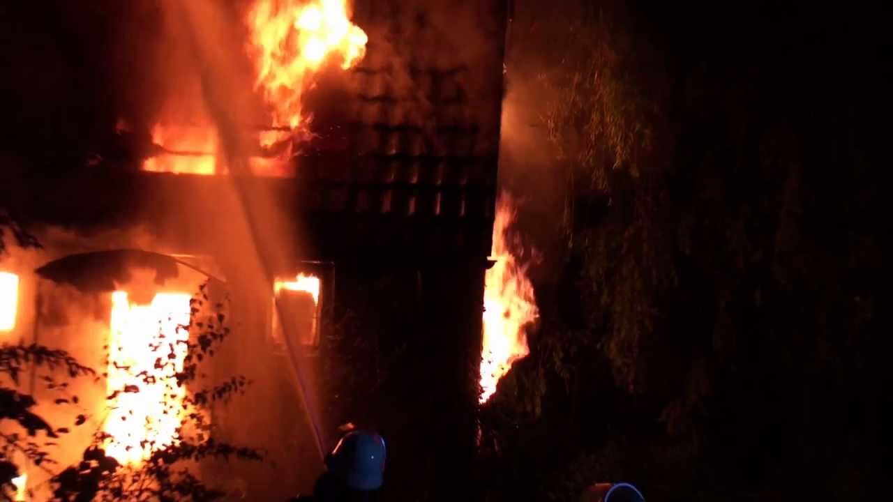 Wohnhausbrand (Stadtteil Langenau) - |Feuerwehr Schopfheim im Einsatz|