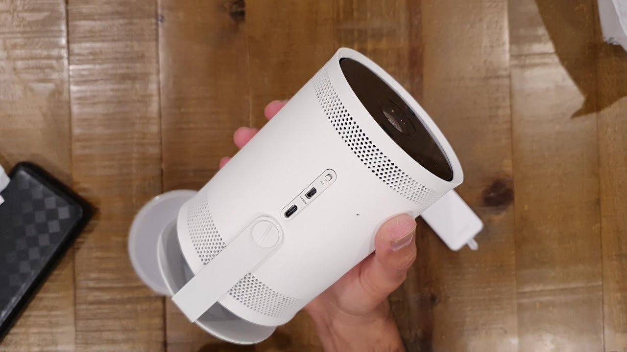 Samsung Freestyle Portable Smart Projector - Unboxing and Real world test