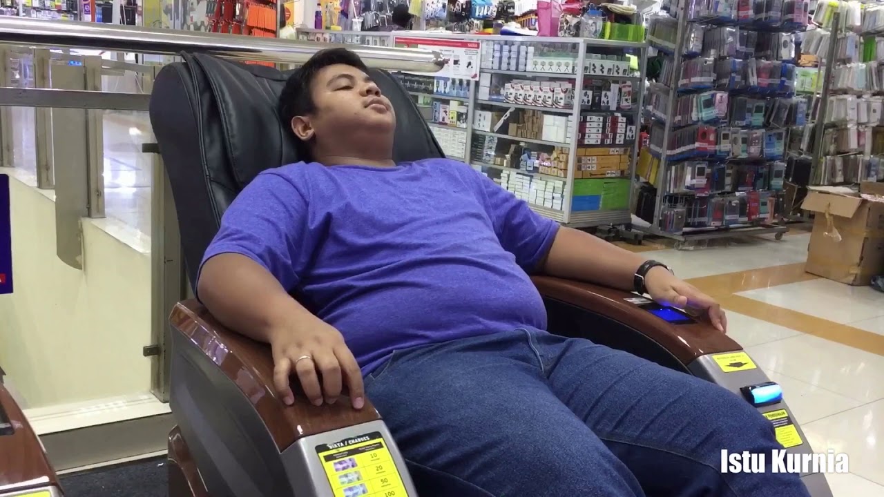 Review KURSI PIJAT didalam mall - Chair massage review #MamasReview