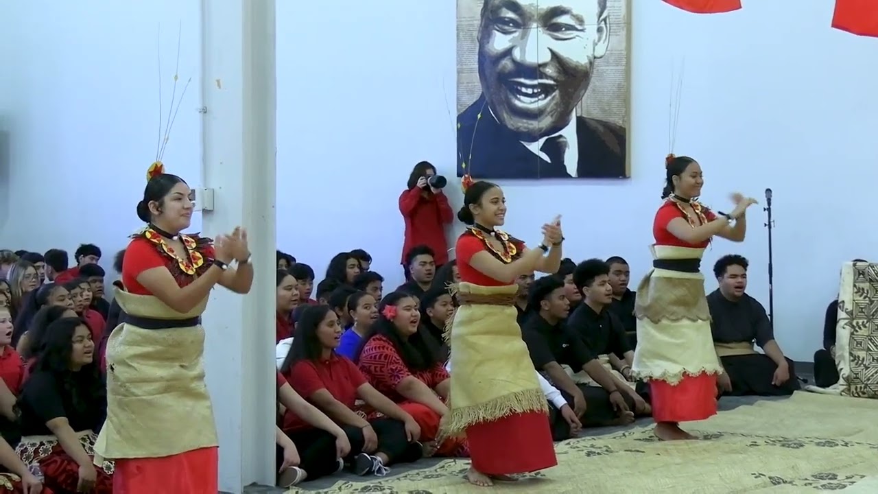 Mana Academy performs 