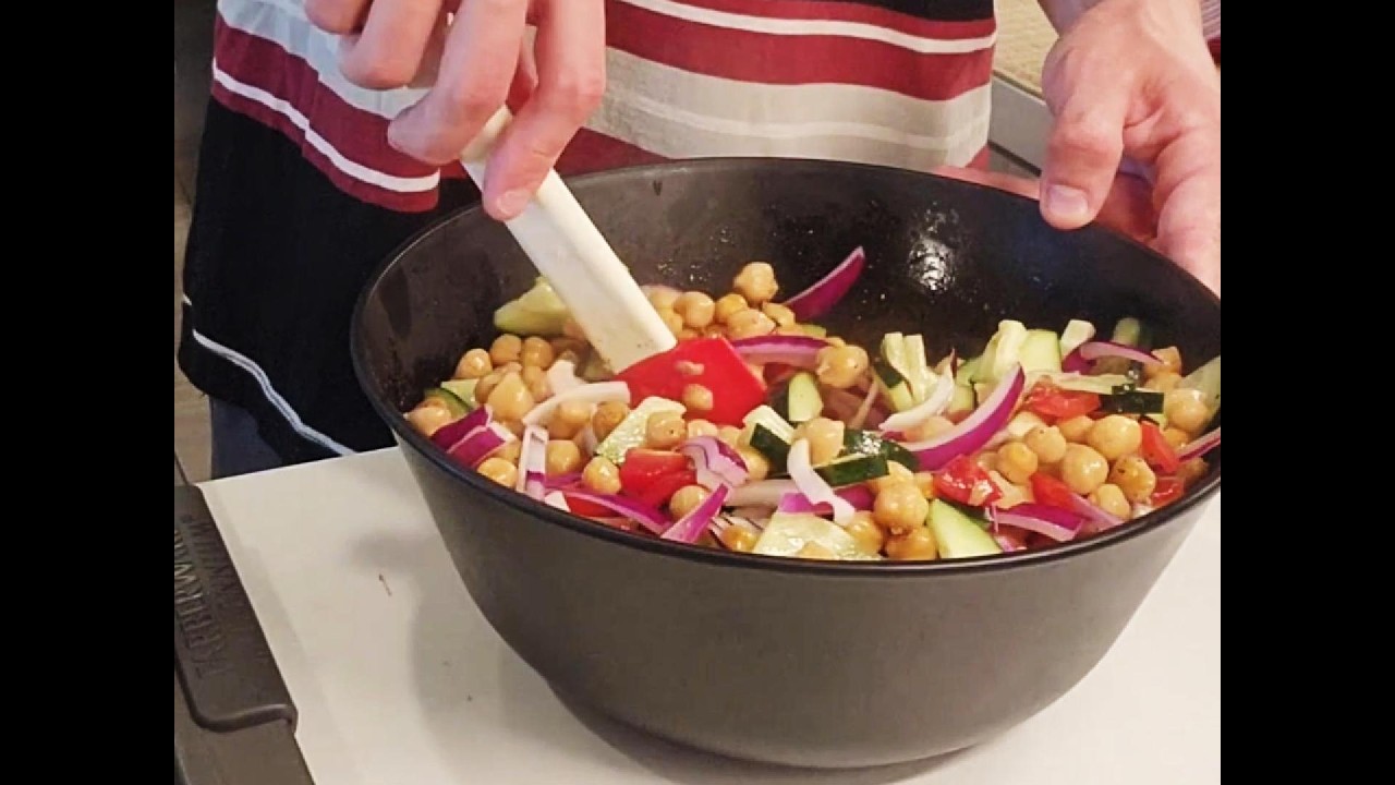 Mediterranean Style Chickpea Salad